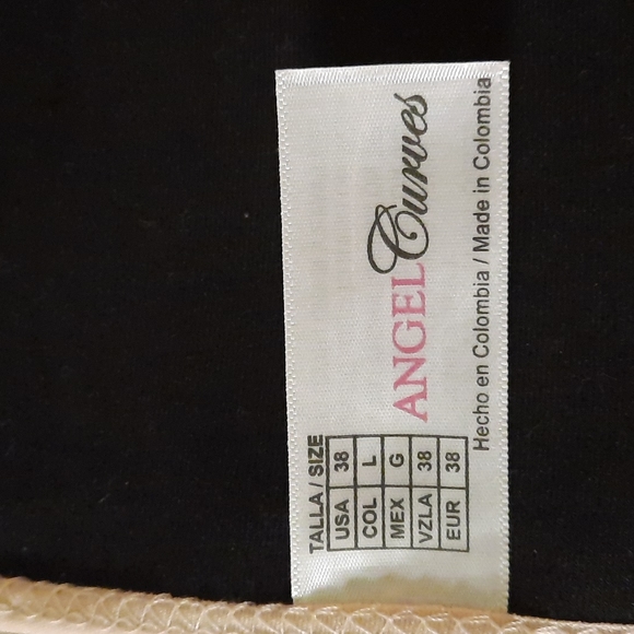 Beige Color! - Picture 3 of 4